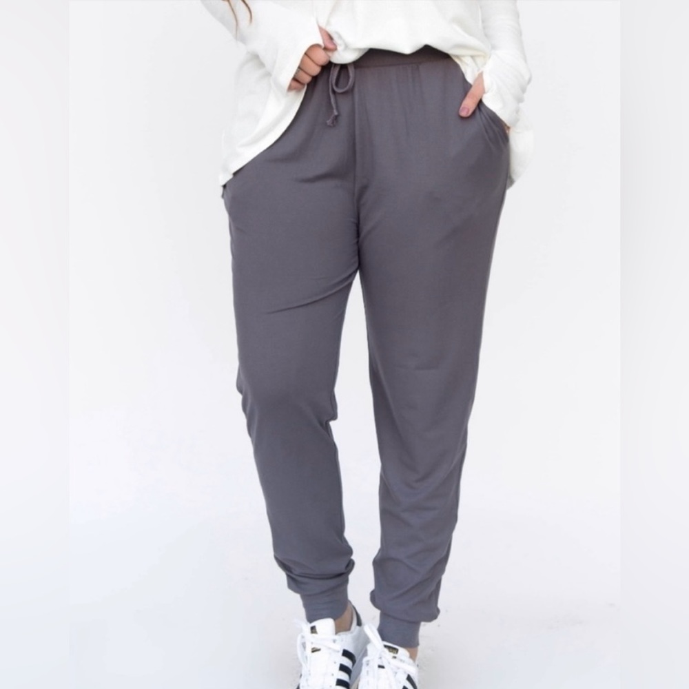 Agnes & Dora Classic Baby Suede Jogger